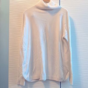 French Connection sweater Size medium